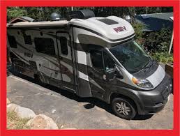 It becomes even more stressful when you're sharing this cramped area with your entire family. 30 Best Rv To Live In Full Time All Brands Information