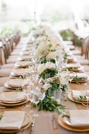 Farm To Table Wedding Outdoor Floral Party Mesas De Boda Banquetes De Boda Arreglos De Mesa Boda