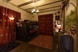 Geeky Bedrooms For Grownups Geek And Sundry Harry Potter Room Decor Harry Potter Bedroom Decor Harry Potter Bedroom