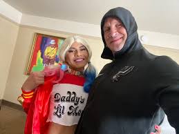 TW Pornstars - Becoming Femme. Twitter. I met a sissy Harley Quinn  today…and fucked her so hard. 3:48 AM - 14 Apr 2022