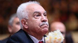 Vatan partisi genel başkanı doğu perinçek, sürpriz bir çıkış yaparak, amerikan aşısı olacağını söyledi. Dogu Perincek Ten Donek Misiniz Sorusuna Yanit
