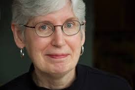 Catherine Wallace's Instagram, Twitter & Facebook