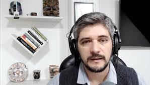 Alejandro Yepes's Instagram, Twitter & Facebook