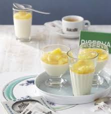Kardamom Panna Cotta Mit Ananas Rezept Essen Und Trinken Lebensmittel Essen Essen