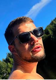 Hello 🤗 I recently moved into an older home (I'm renting atm) and could  really use some advice