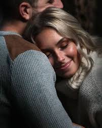 Navone Ellis Productions (@navonerellisprod) • Facebook