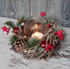Holzkranz Mit Deko Windlicht Advent Adventskranz Weihnachten Holz Glas Rot Grun Holzkranz Baumscheiben Deko Weihnachten Und Weihnachten Holz
