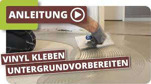 Vinylböden stellen mit ihrem simplen verlegesystem eine beliebte alternative zu laminat oder fliesen dar, die immer häufiger in privaten räumlichkeiten zum einsatz kommt. Fussboden Spachteln Fur Vinylboden Kleben Youtube