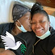 Good morning!!!!! Sheena woke up super excited that tomorrow she get to  share her family with yall!! It's bout to be a whole family reunion @target  😂❤️🙌🏾 IYKYK!!! #sheena #rideordie #tabithabrown #kitchen #