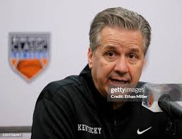 CBS play-by-play sportscaster Brad Nessler stands as the American... News  Photo