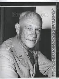 1953 Press Photo General John Hull American Army Military