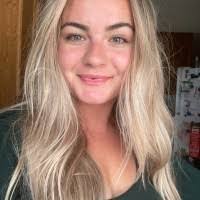 Billie Stout's Instagram, Twitter & Facebook