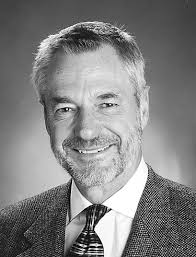 Job: The Wisdom of the Cross (Preaching the Word) : Hughes, R. Kent, Ash,  Christopher: Amazon.de: Bücher