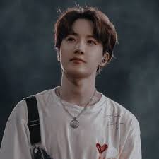 This quiz will show you which bts member would fall in love with you! ððð'ðððð J Hope Aesthetic Bts J Hope Jung Hoseok