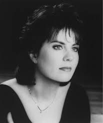 The Closet Professor: Holly Dunn