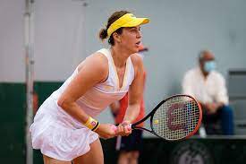 Russia's anastasia pavlyuchenkova plays a return to belarus's victoria azarenka during their fourth round match on day 8, of the french open tennis tournament at roland garros in paris, france on. Zjwbvlpg0phem