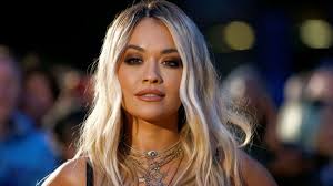 Rita Ora në vend të parë me kolonën zanore të filmit "Fifty Shades Freed"  (FOTO)