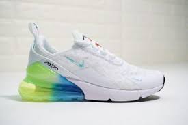 In this video i'll be showing you how to clean/wash your nike air max 270 with some easy and simple steps, these are actually my my little sisters shoes and. Accueil Arc Composant How To Wash Nike Air Max 270 Tampon Serre Deux