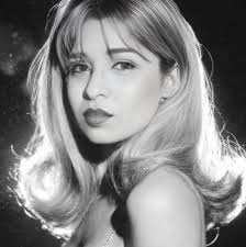 Who is your #1 70s Rock Crush and Why? Jimmy Page (Led Zeppelin) He's so  Beautiful and HOT 😍😍