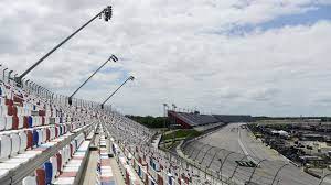 It is nicknamed the lady in black and the track too tough to tame by many nascar fans and. Nascar Race Weather How Long Will Rain In Darlington Forecast Delay Thursday S Xfinity Series Race Sporting News