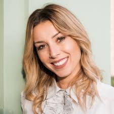 Quatre mariages… pour une seule lune de miel ! Quatre Mariages Pour Une Lune De Miel En Streaming Molotov Tv