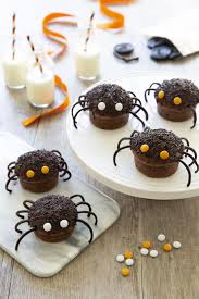 Muffins Araignee En 2020 Petit Gateau Halloween Cuisine Halloween Nourriture Halloween