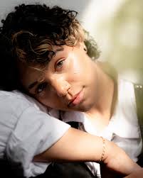 Absolutely thrilled to share this project with you all. This is the new  standard for when I ask to play mermaids 🧜‍♀️ I mixed @inglot_cosmetics  duraline with all my cream products to