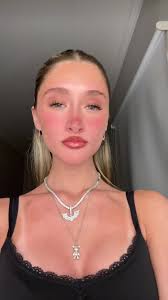 Videos de emily fly🗡️ (@emily.fly) con “sonido original