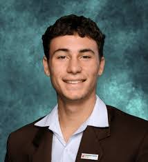 Ryan Topper's Instagram, Twitter & Facebook