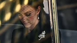 King Charles warns Prince William, 'Don't make the same mistakes I made':  expert