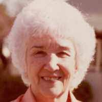 Luella Olsen's Instagram, Twitter & Facebook