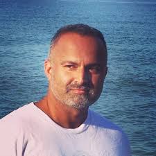 Sort Of (TV Series 2021–2024)