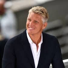 Alles liebe zum valentinstag, ana ivanovic! Bastian Schweinsteiger Ana Ivanovic Gemeinde Stellt Sich Gegen Ihre Villa Gala De