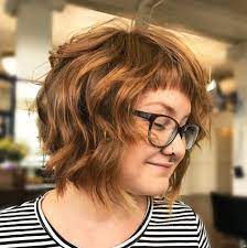 Know more about these doubts on short hairstyles for round be it a normal casual day out or super decked up party, and you can easily try out hairstyles for short hair with round face and rock in the day. 30 Short Hairstyles For Round Faces To Create Wow Effect In 2021