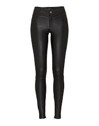 lange stretchige leggings aus feinem leder mit aufgesetzten backpockets und fake taschen vorne von set aboutyou leder leggings damenmode online shop leggings