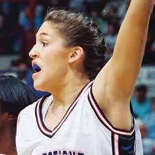 Michelle Suman's Instagram, Twitter & Facebook