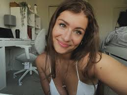 Emma Biggs (@emmmabiggs) • Instagram photos and videos