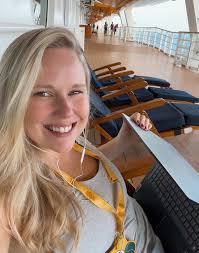 Sales Academy Articles, Become a Travel Agent