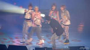 100301 Gd Hello 2009 Cdma With 2ne1