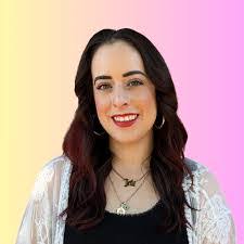 Chris Heumann's Instagram, Twitter & Facebook