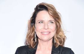 English pronounce collections quiz all. Orly 2021 Agata Kulesza Odebrala Statuetke I Zdecydowala Sie Na Niezwykly Gest Zadedykowala Ja Waznej Dla Siebie Osobie