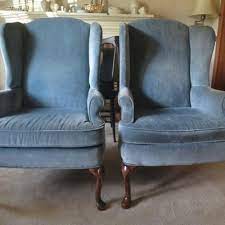We bought 2 clayton marcus sofas about 20 years ago and they were wonderfully constructed and held up beautifully. Vintage Clayton Marcus Camel Back Sofa Estatesales Org
