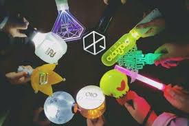 Tampil Beda 7 Lightstick Fandom Kpop Ini Memiliki Desain Super Unik