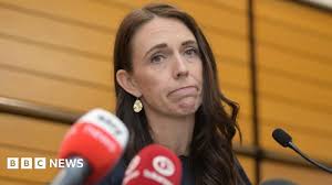Jacinda Ardern: New Zealand PM quits citing burnout