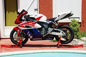 Honda Cbr 1000 Rr 2004 Pics 24179 Honda Cbr Honda Cbr