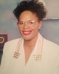 Bobbie Ruth's Instagram, Twitter & Facebook