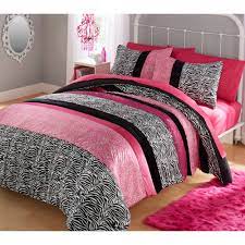 A zebra print comforter is a striking mixture of black and white colors that gel with all sorts of decorative themes. Zebra Print Bedding Sets Walmart Com