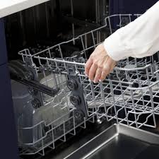 To unlock the door, follow the same procedure. Ge Appliances 24 Built In Integrated Handle Dishwasher With Front Control And 52 Dba In Black Nebraska Furniture Mart