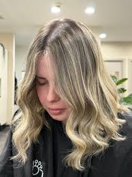 Hi 👋 Looking for recommendations for local hairdressers. Reasonably priced  and good with blonde highlights. I've had trouble finding someone skilled  and I'm sick of paying crazy money for poor results or