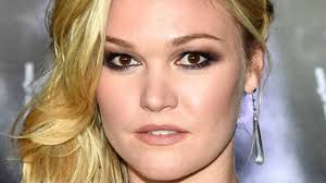 I don't own this video, i just really likes this video and i hope more people see it and like it! Julia Stiles A Ete Surprise De Rencontrer Une Professionnelle Jennifer Lopez